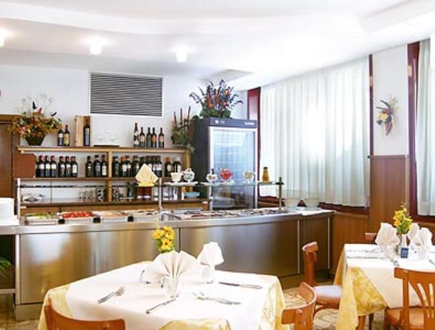 Hotel Nelson Jesolo Extérieur photo