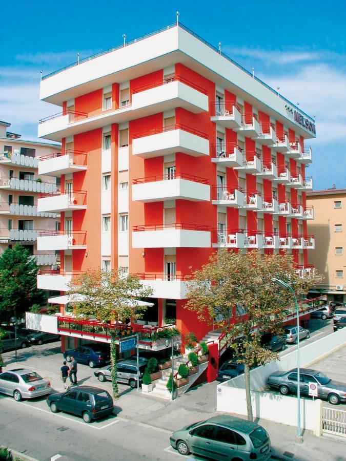 Hotel Nelson Jesolo Extérieur photo