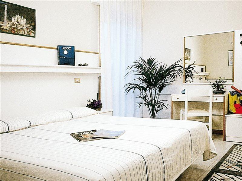 Hotel Nelson Jesolo Extérieur photo